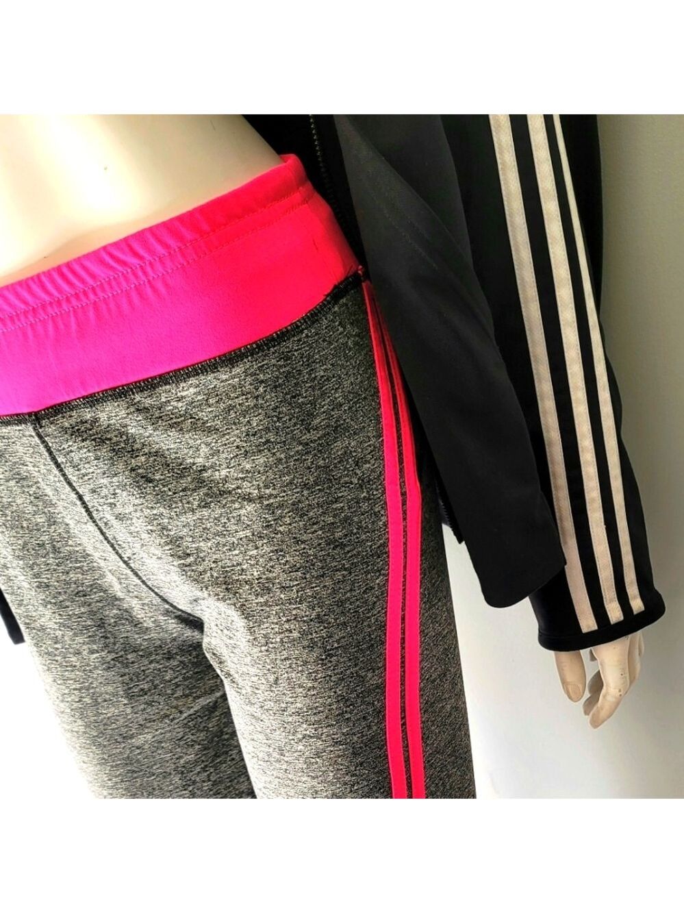 Infinite Energy Women's Cropped Leggings Size M